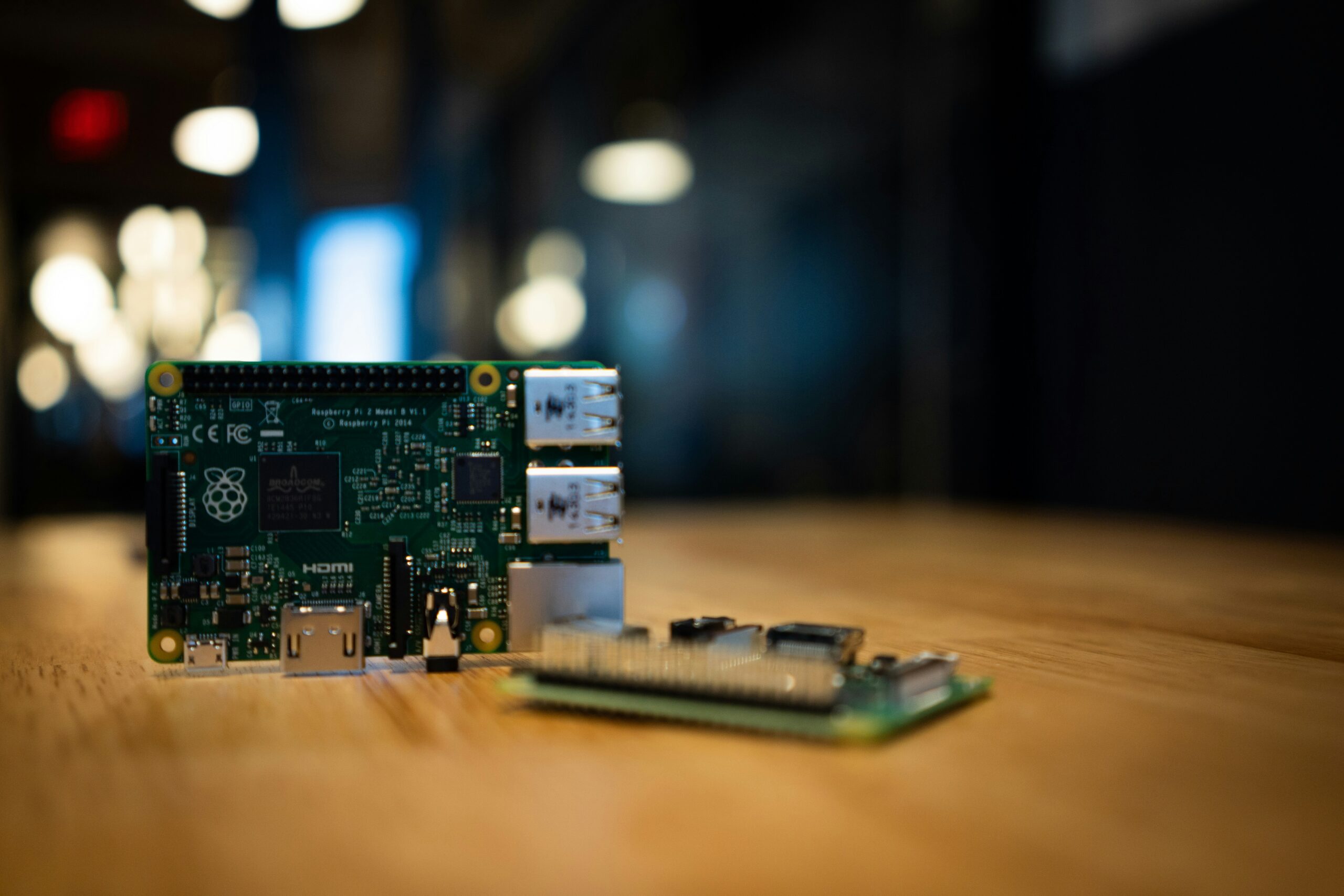 Raspberry Pi vs Intel NUC: Which One Should Power Your Home Lab?